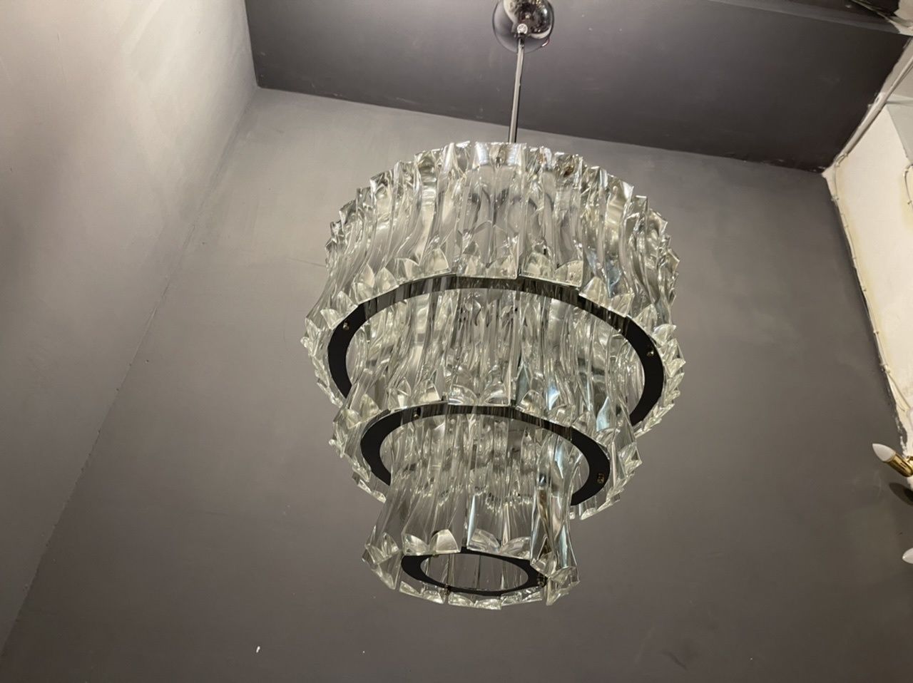 Italian Midcentury Murano Glass Chandelier photo vinterior