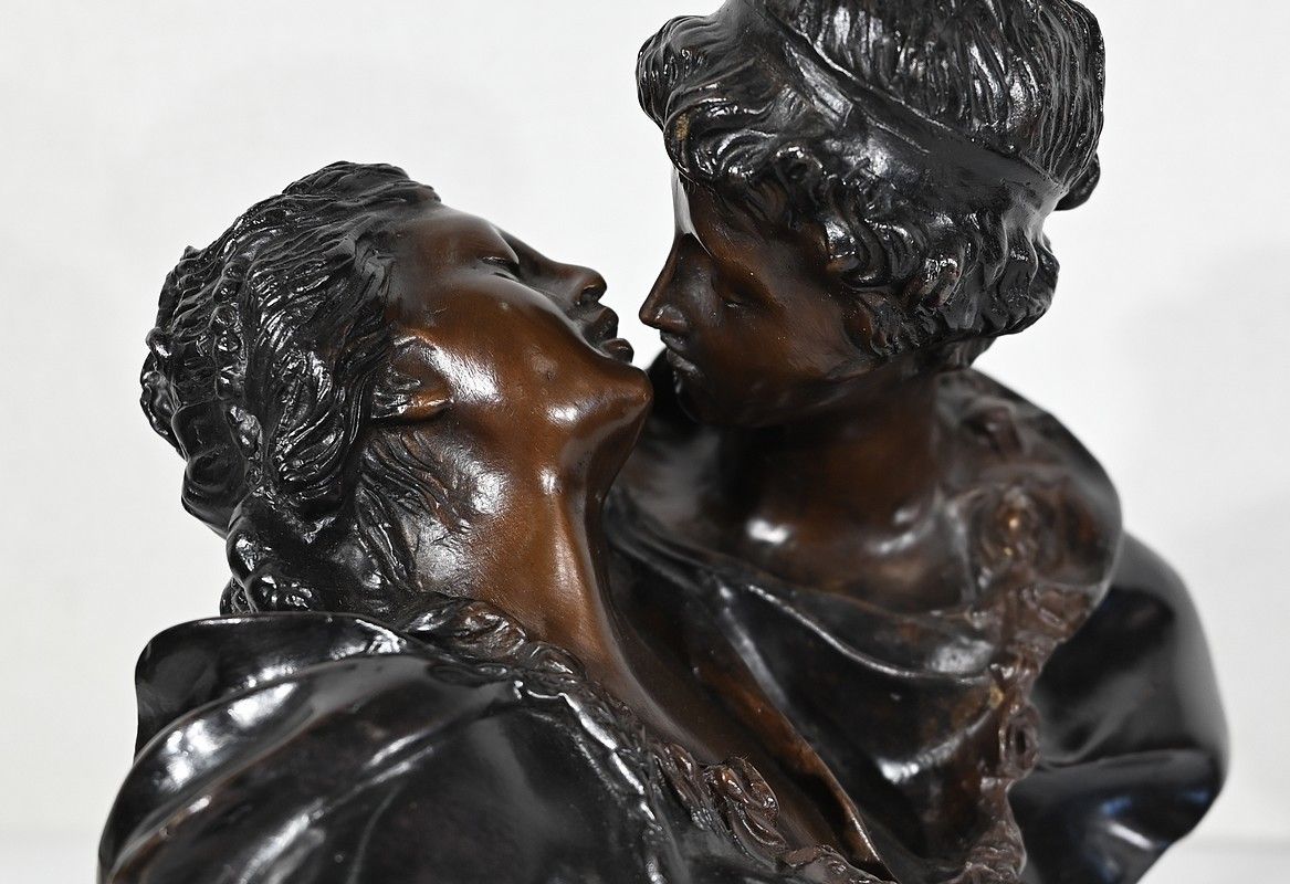 photo furniture Bronze "The Kiss Given" After Ja. Houdon – Late 19th Century