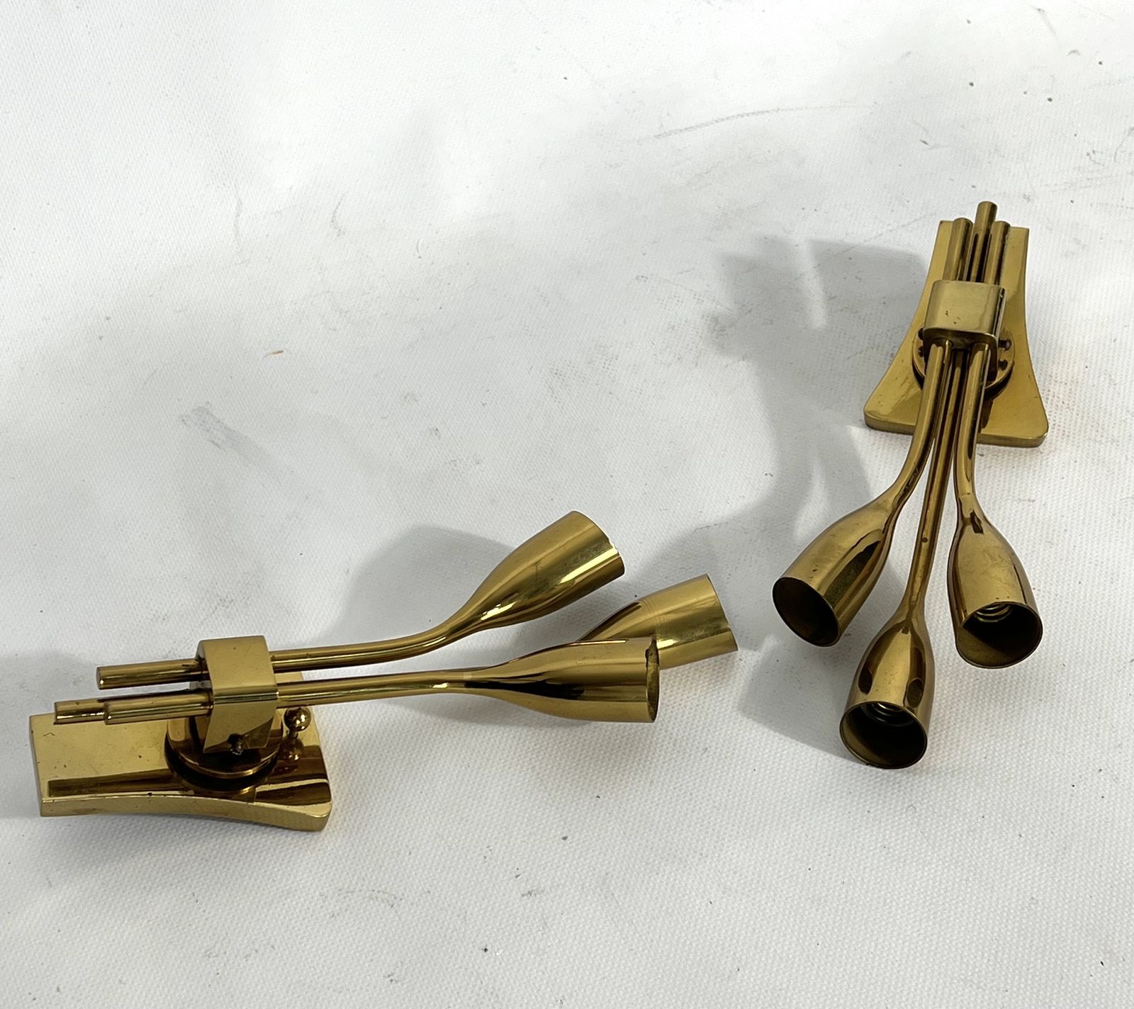 photo vinterior Lumi Milano, Mid Century Modern Pair Of Italian Brass Sconces From 60s