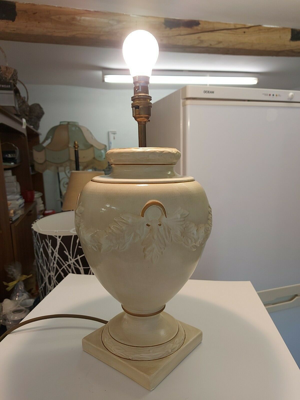 Lovely Large Ivory Ceramic & Gold Table  Side Lamp By Bhs