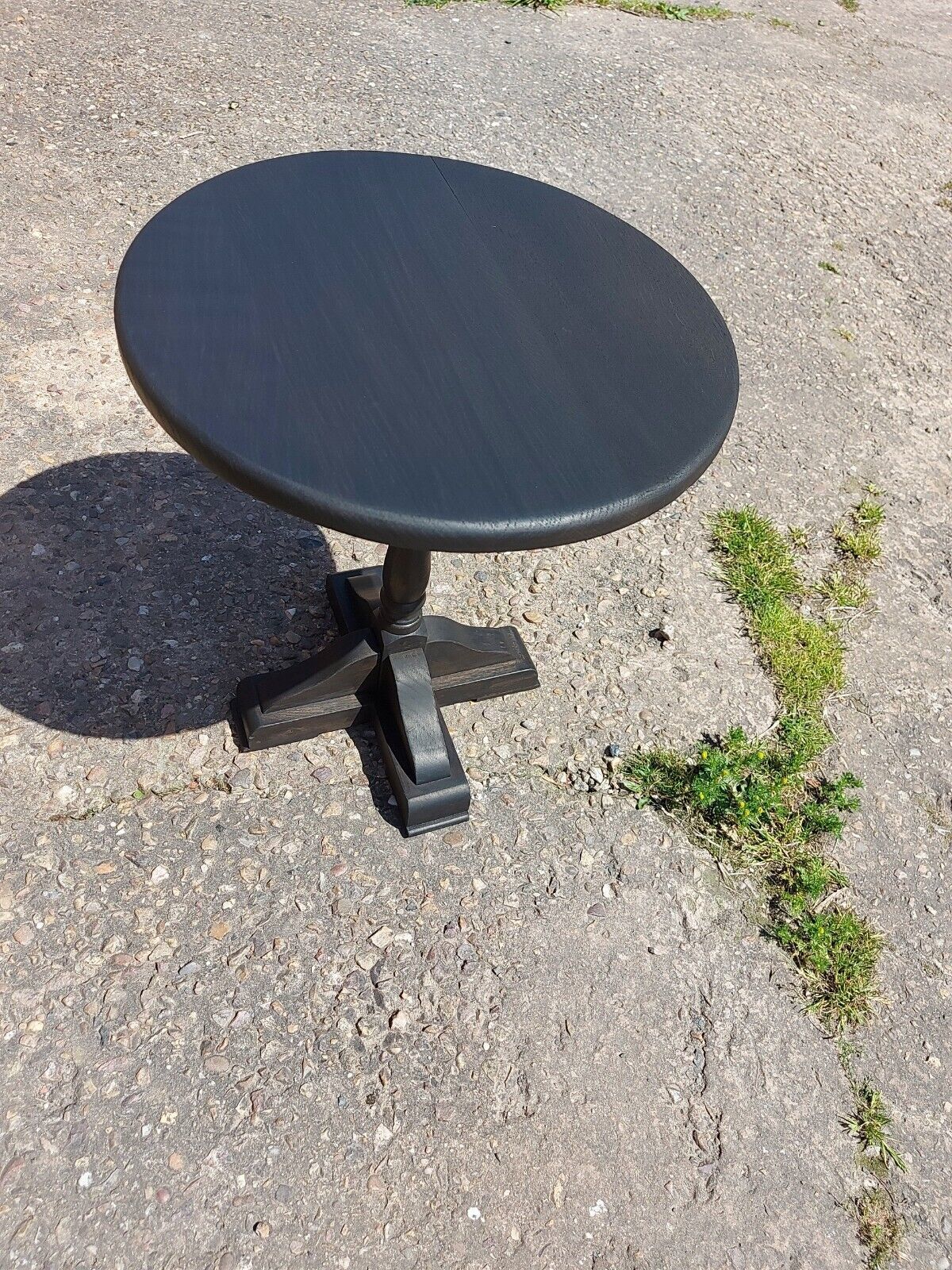 Lovely Matt Black/Ebonised Side/Wine/Lamp Table photo furniture