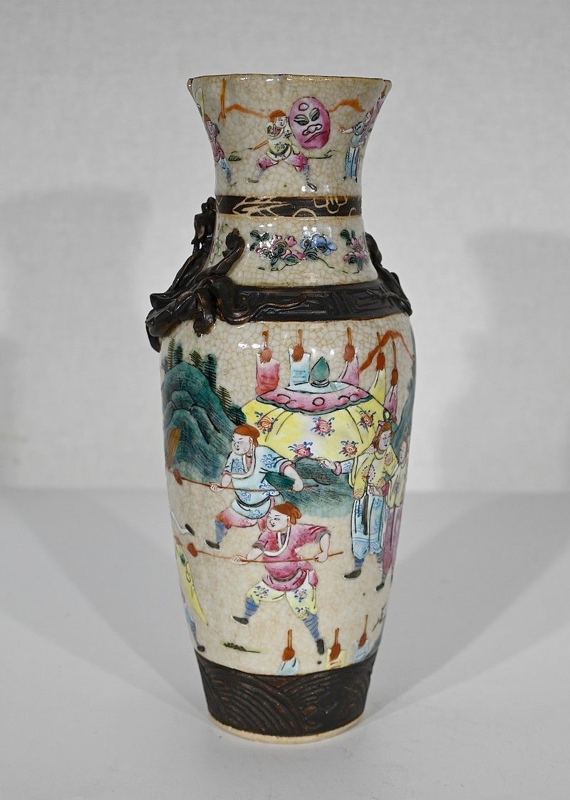 Nanjing Porcelain Vase, China, Late 19th Century photo 515.0