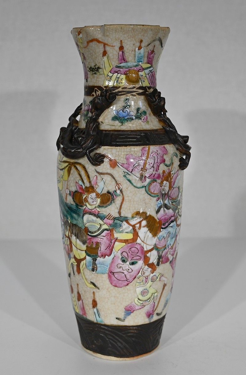photo furniture Nanjing Porcelain Vase, China, Late 19th Century