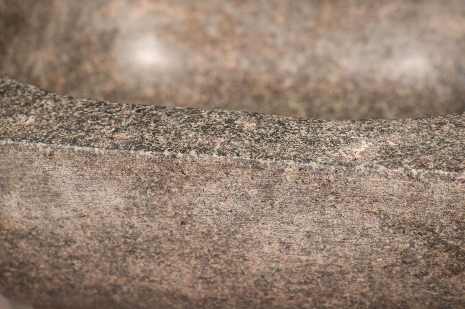 photo for sale Vroeg Antiek Oosters Gesneden Stenen Schaal