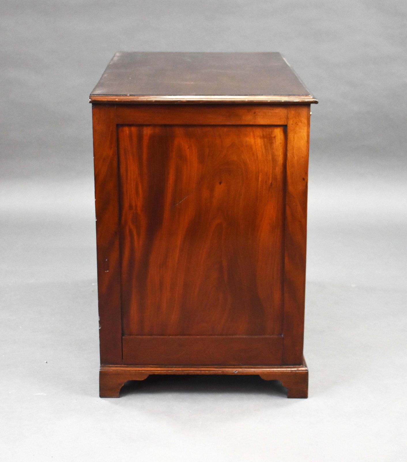 18th Century English George III Mahogany Kneehole Desk photo vintage