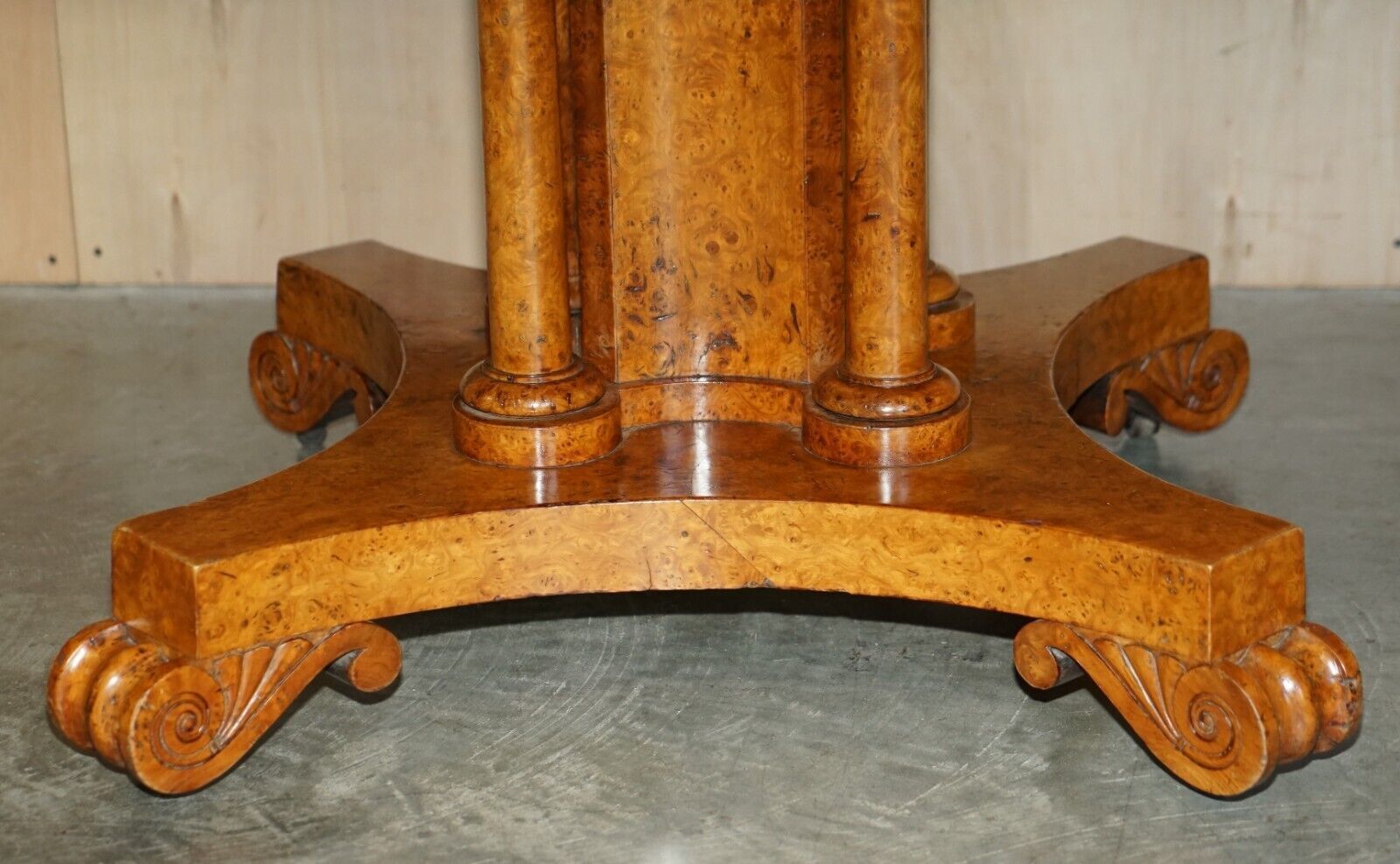 Exquisite Important Burr Walnut Tilt Top Dining Occasional Table Stunning Base photo vinterior