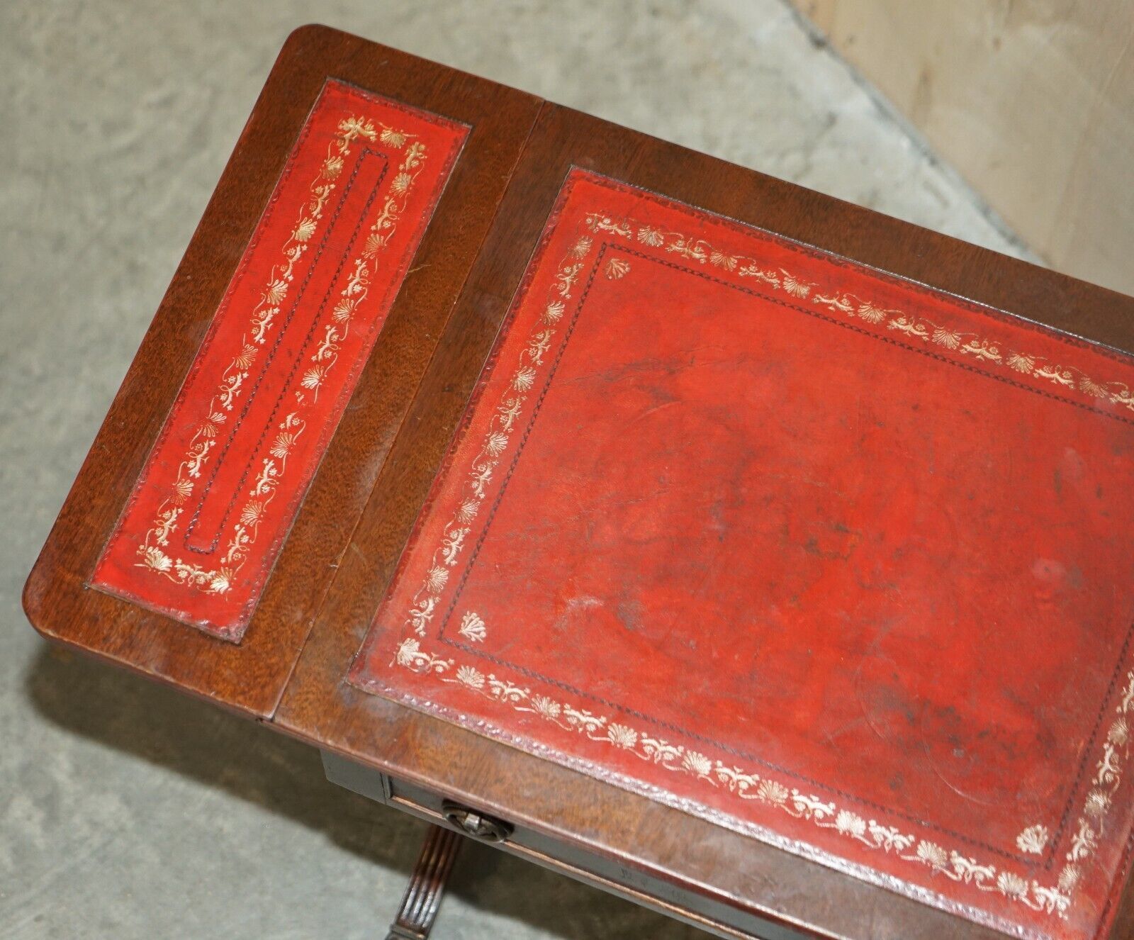 575.0 Bevan Funnell Oxblood Leather Side End Table Extending Top Great Games Table photo