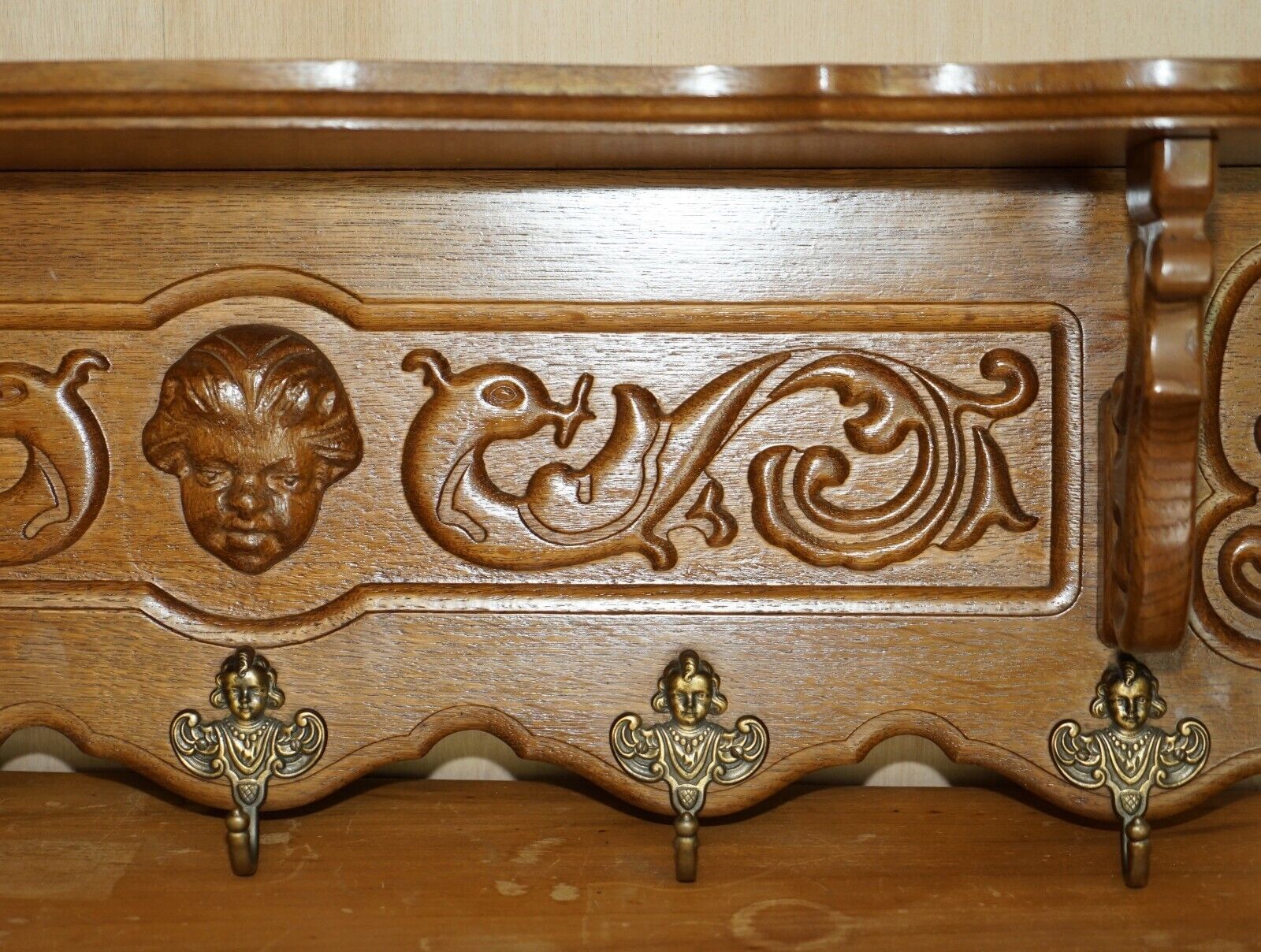 Finely Dutch Carved Cherub Oak Coat Hat Scarf Wall Rack Hanger Royal Hooks photo 1500.0