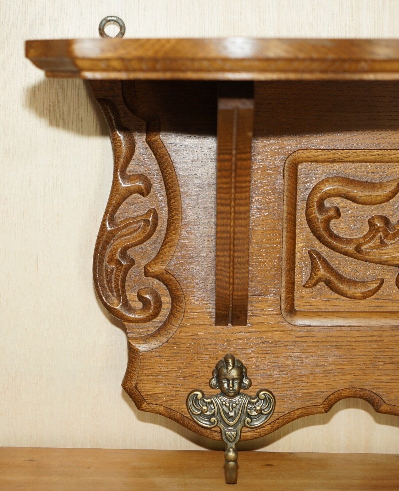 Lovely Dutch Fine Cherub Carved Oak Coat Hat Scarf Wall Rack Hanger Royal Hooks photo for sale