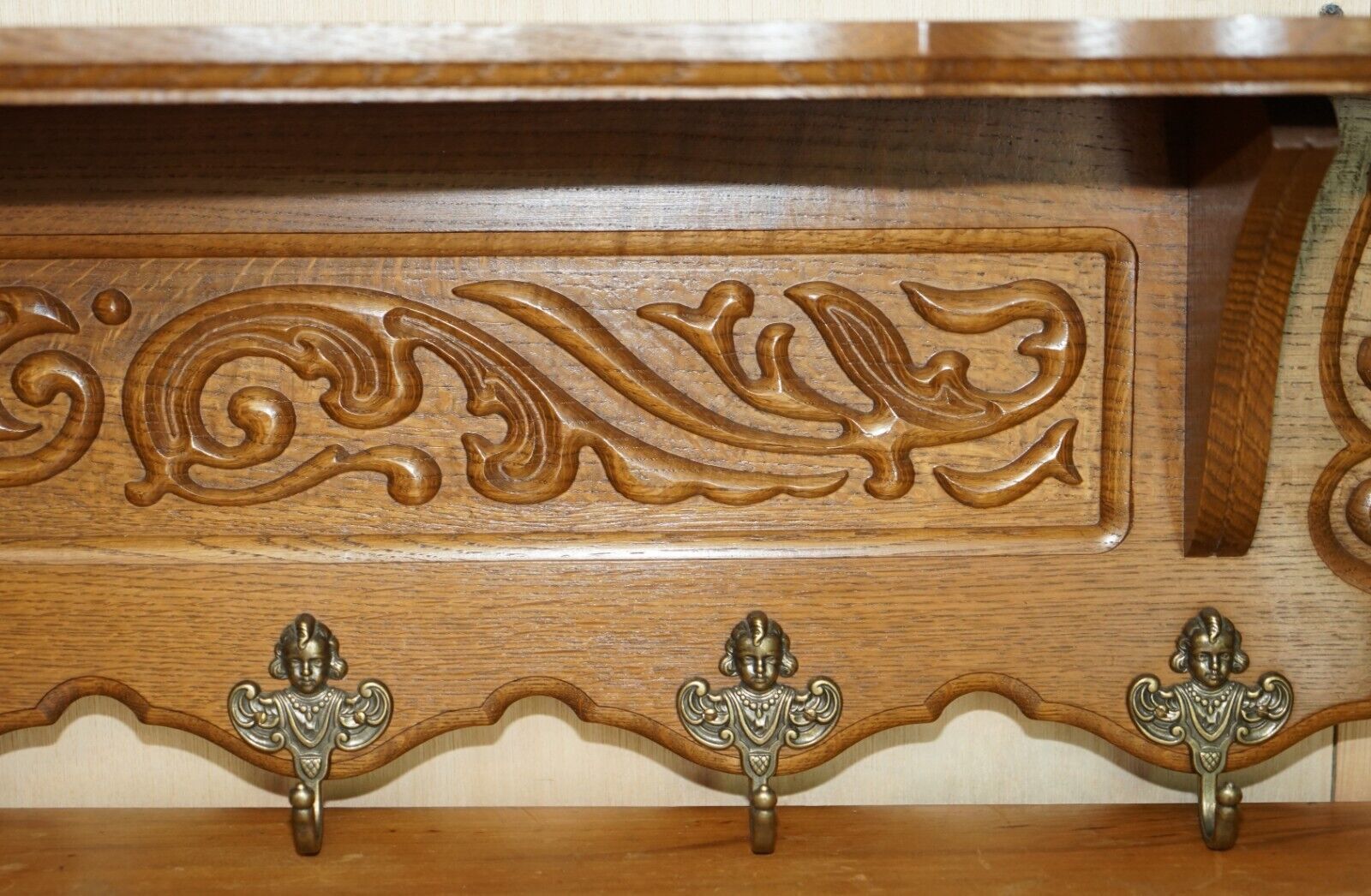 Lovely Dutch Fine Cherub Carved Oak Coat Hat Scarf Wall Rack Hanger Royal Hooks photo vinterior