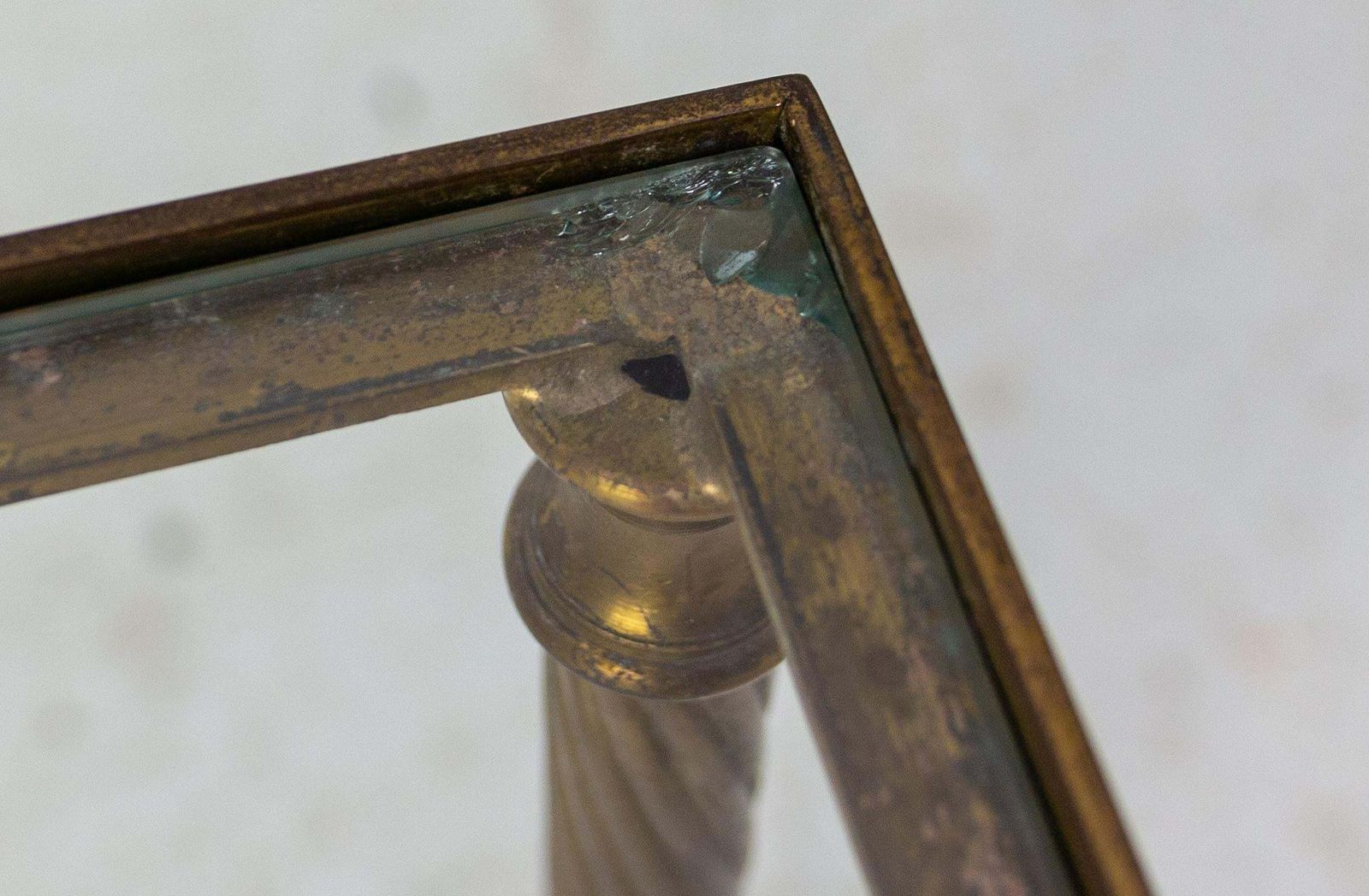 Salontafel Mid-Century Glas en Verguld Messing met Gedraaide Poten, Frankrijk 1960 photo vinterior