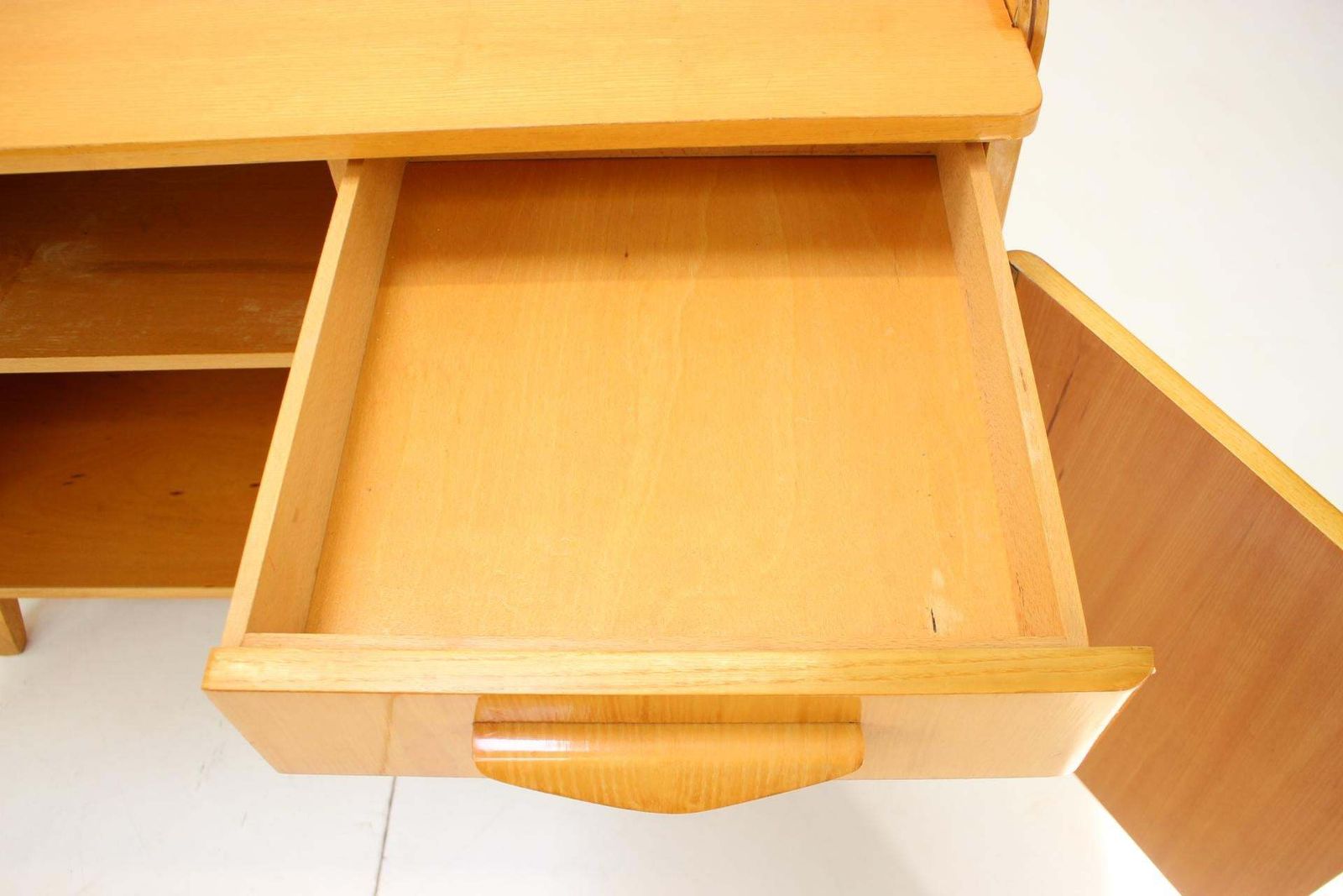 Furniture Mid Century Cabinet High Gloss By Tatra Pravenec, 1970s Czechoslovakia photo