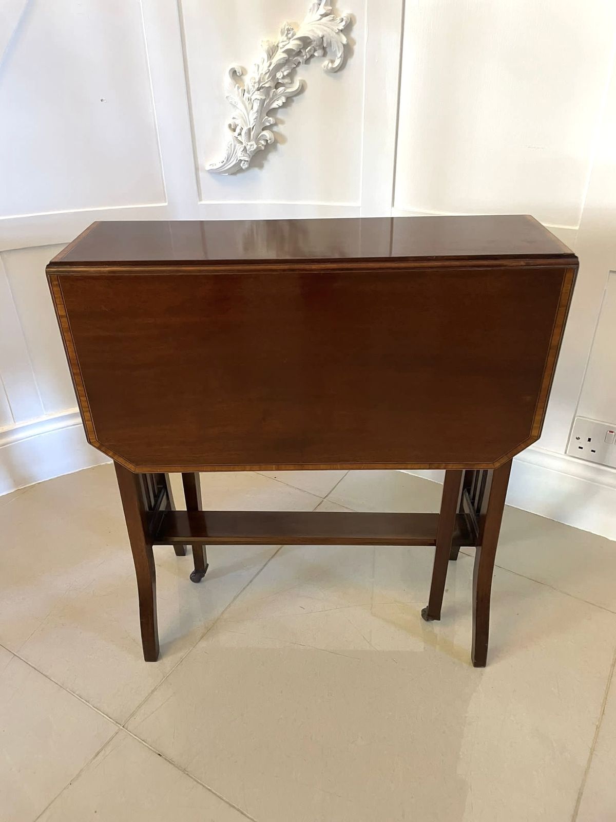 photo for sale Antique Quality Inlaid Mahogany Sutherland Table