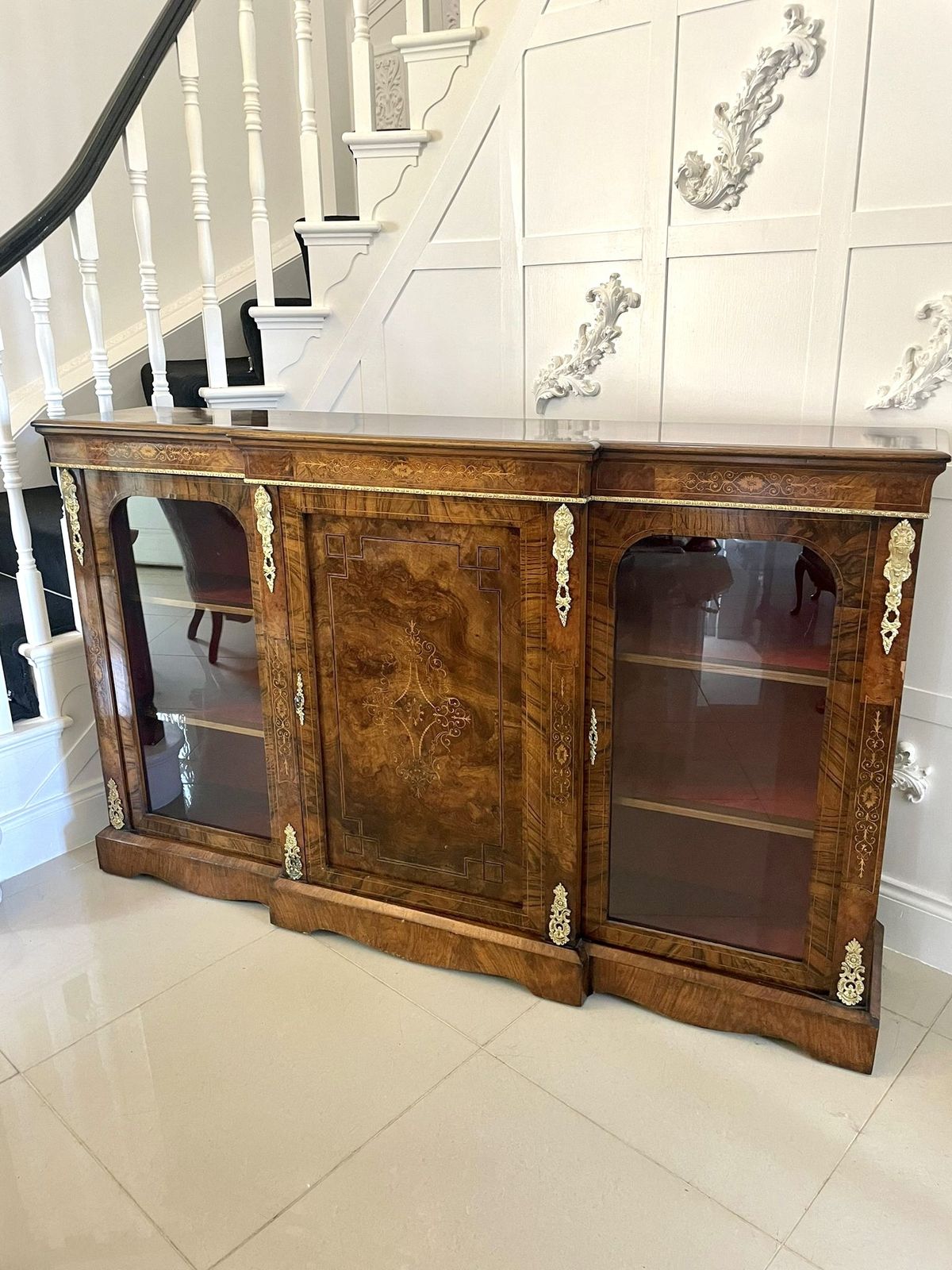 Fine Quality 19th Century Antique Burr Walnut Inlaid Credenza
