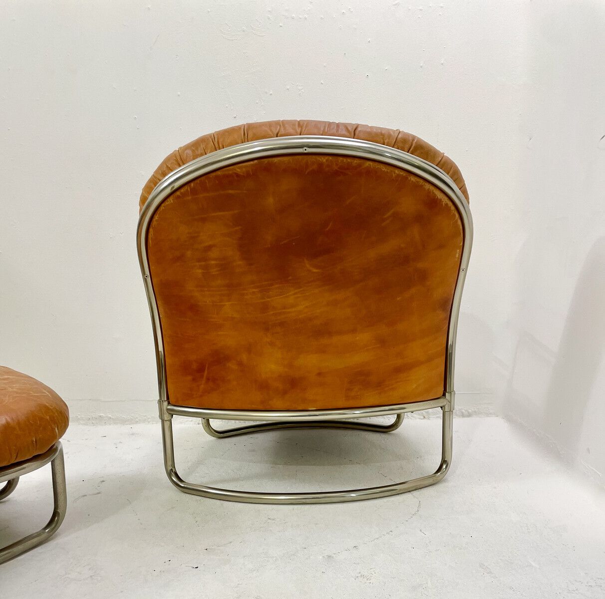 Mid Century Modern 915 Leather Armchair & Ottoman By Carlo De Carli photo 2805.0