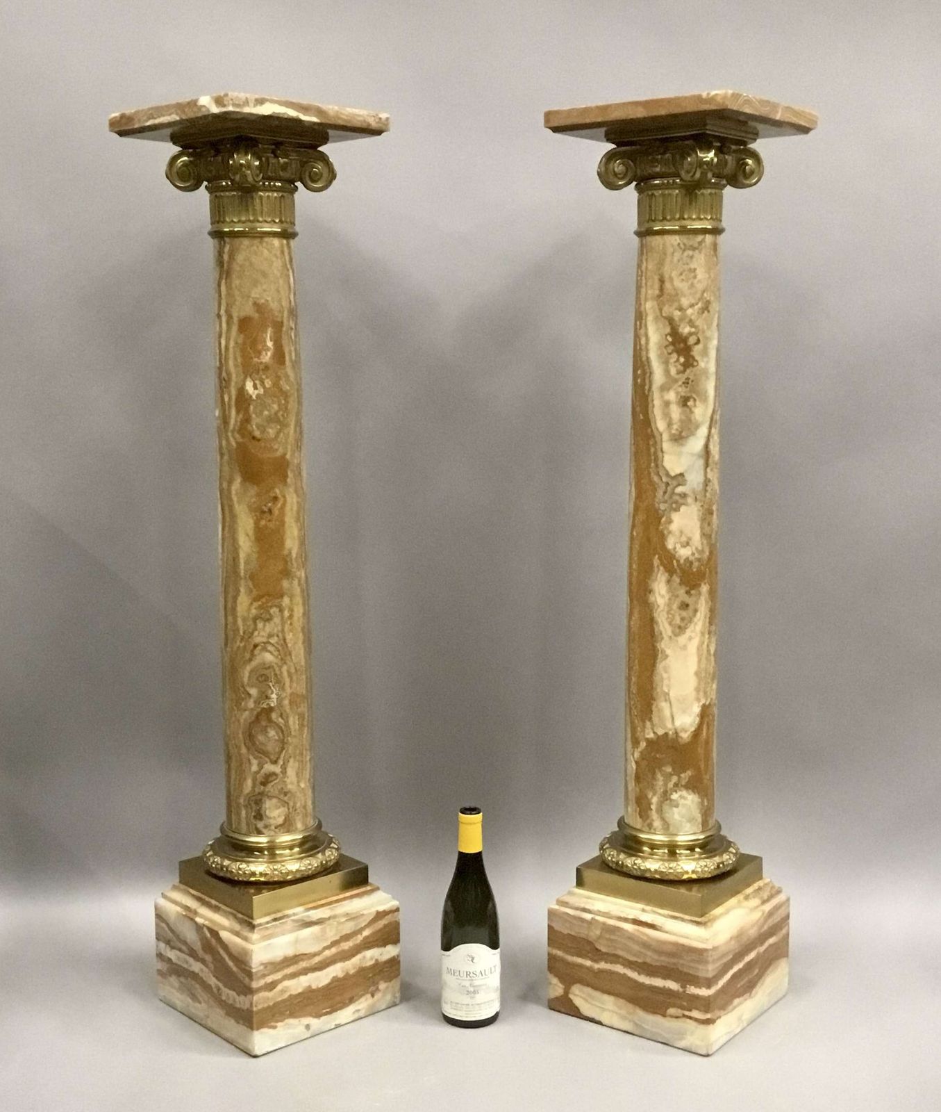 A Splendid C19th Pair Of Marble And Ormolu Pedestal Columns photo furniture