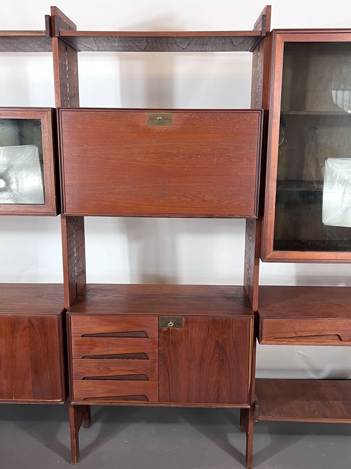 Mid Century Modular Bookcase By Edmondo Palutari For Dassi, Italy, 1950s photo for sale