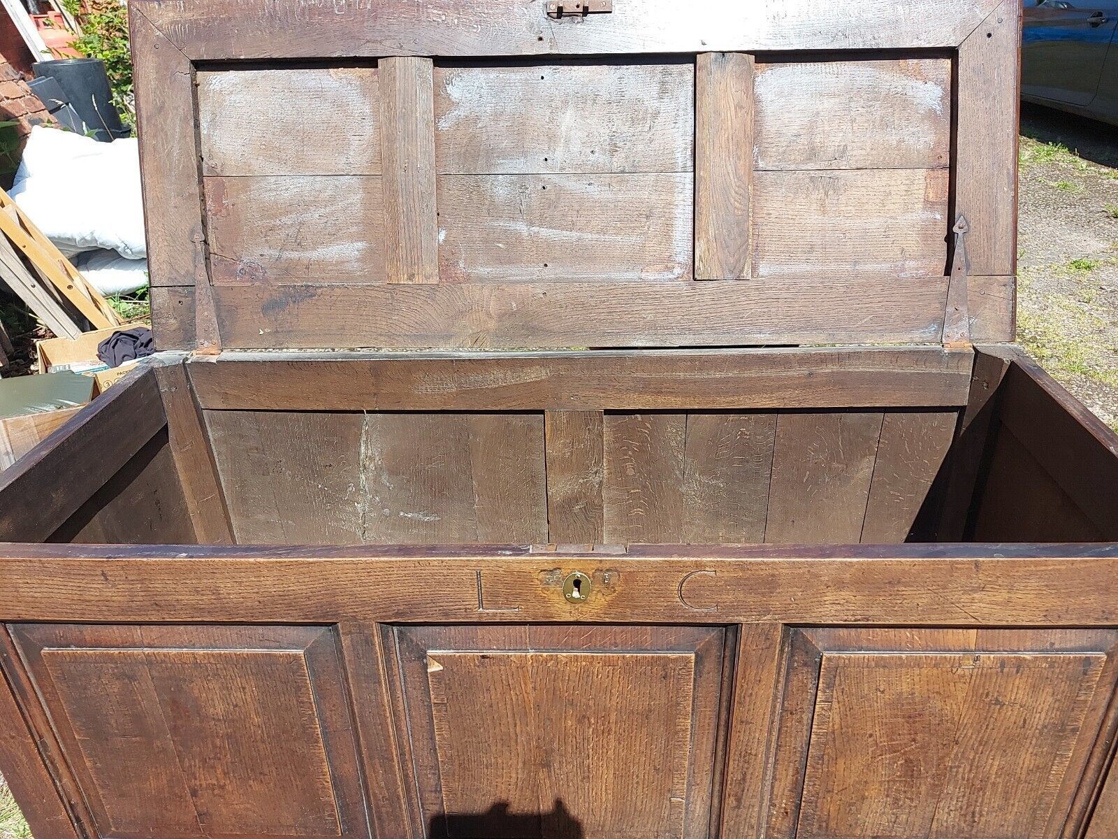 Furniture Gorgeous, Large 19th Century Oak Panelled Mule Chest With Three Drawers photo