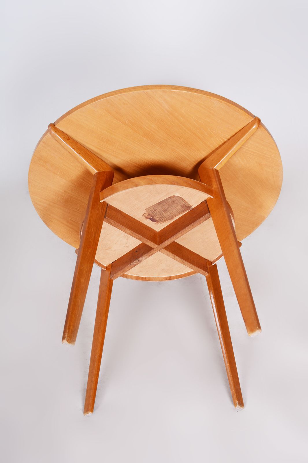 Small Mid Century Table, Made In Czechia, 1950s, Original Condition, Oak photo vintage