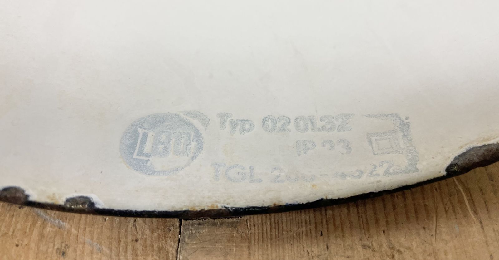 East German Enamel Factory Light By Lbd Veb Leuchtenbau Dresden, 1950s, 4x photo vintage
