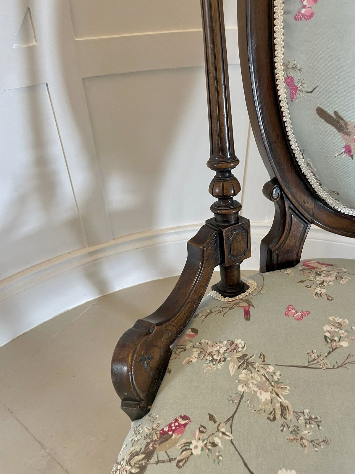 Exceptional Quality Antique Walnut Ladies Chair photo vintage