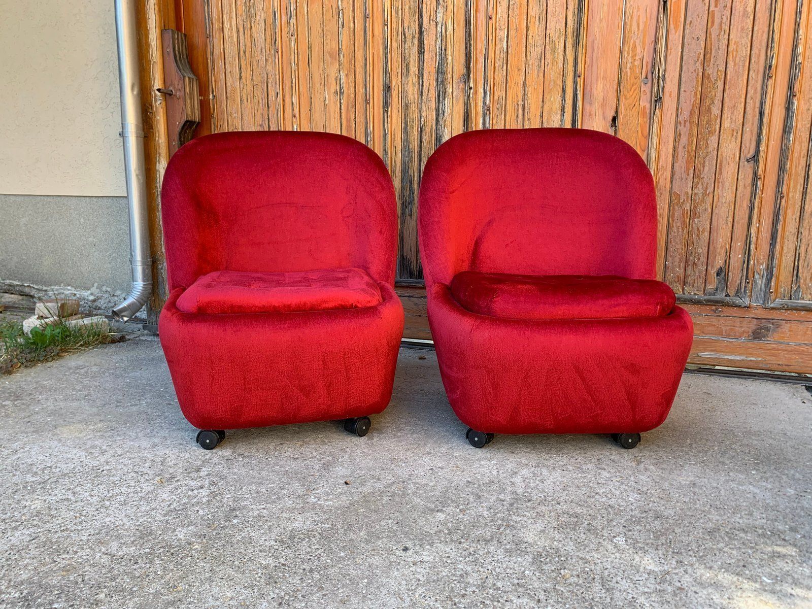 Mid Century Red Velvet Armchairs, 1960s, Set Of 2 photo furniture