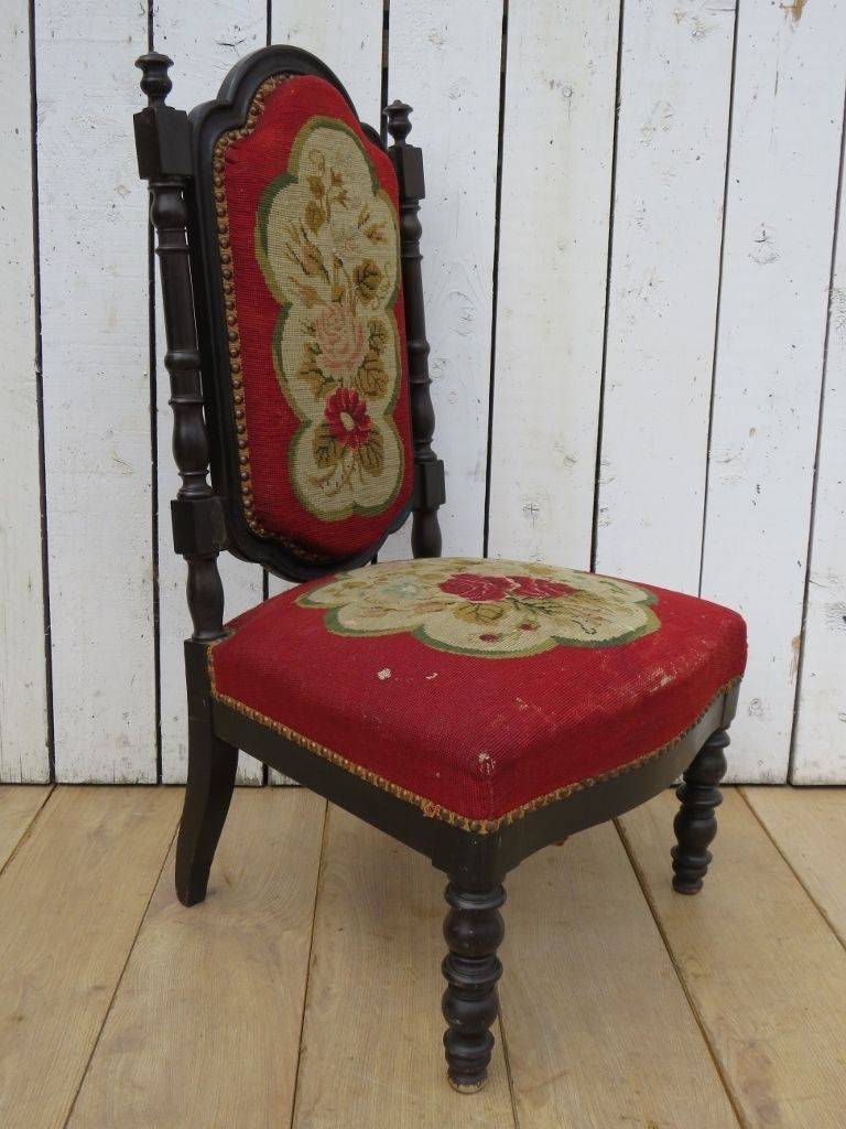 photo furniture Antique French Prie Dieu Prayer Chair