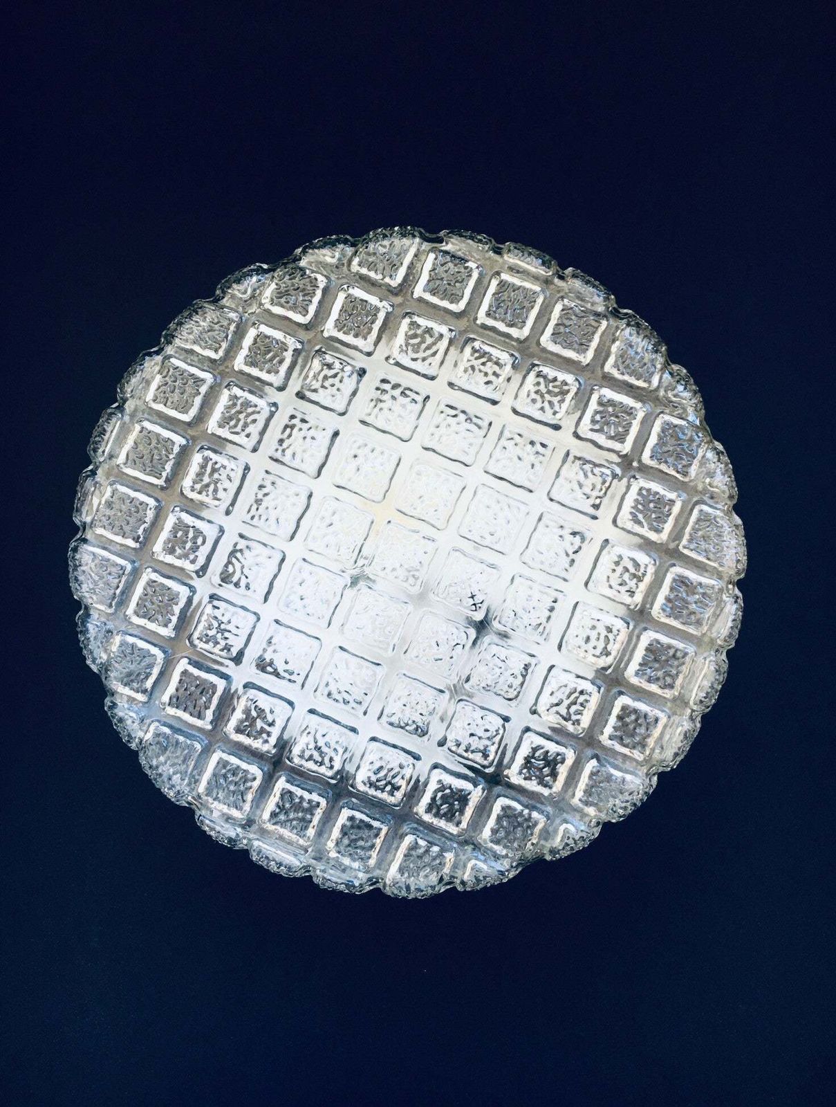 1970's Plaid Pattern Glass Sconce Wall Lamp By Massive photo Lighting