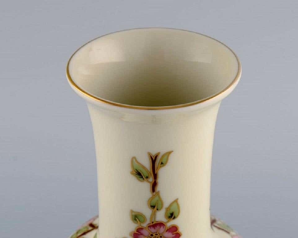 Zsolnay Vase In Cream Coloured Porcelain With Hand Painted Flowers photo 421.0