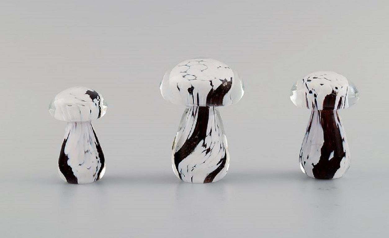Smålandshyttan, Sweden. Eight Mushrooms In Mouth Blown Art Glass. 1960s / 70s photo furniture