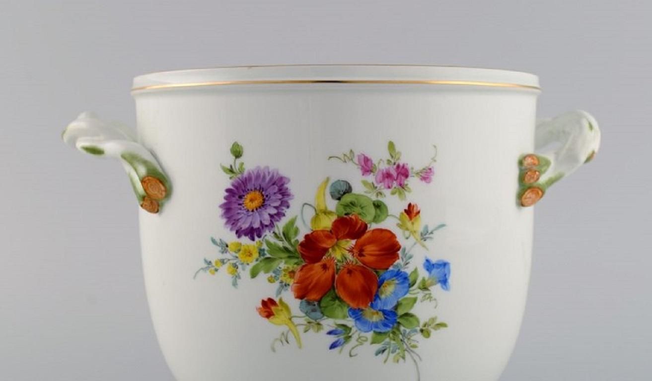 Meissen Wine Cooler And Vase In Hand Painted Porcelain With Flowers photo Home Decor