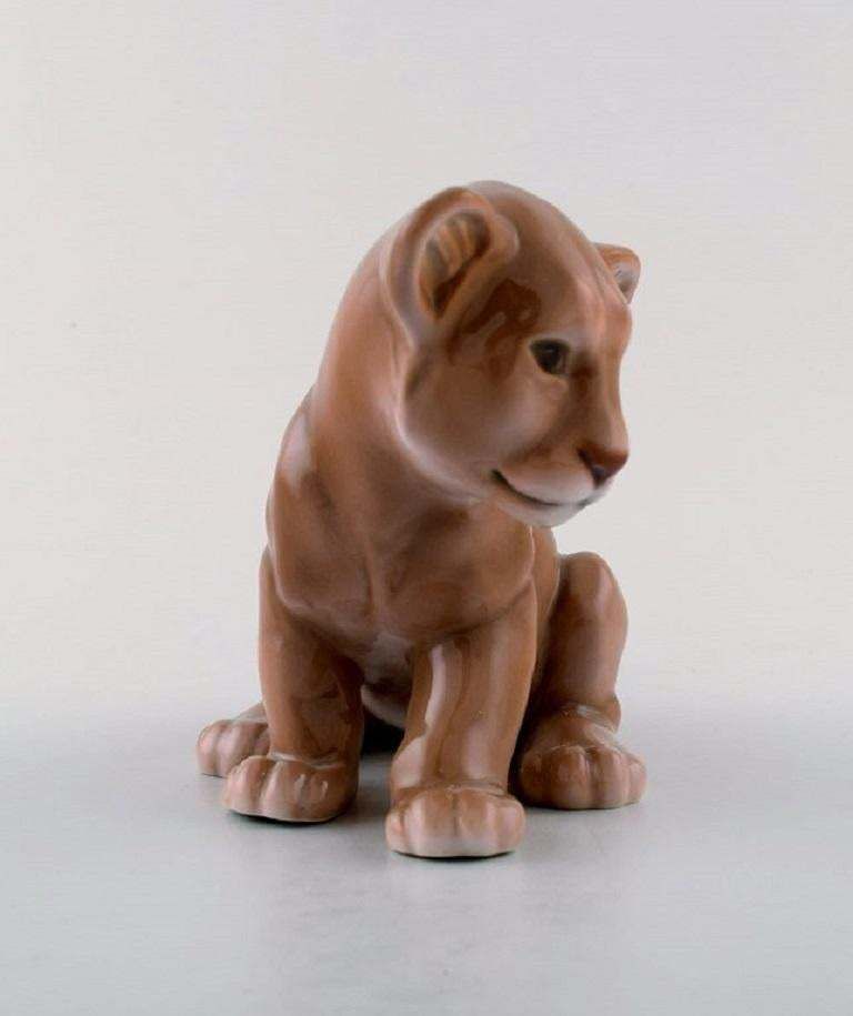 B & G / Bing & Grondahl, Sitting Lion Cub In Porcelain