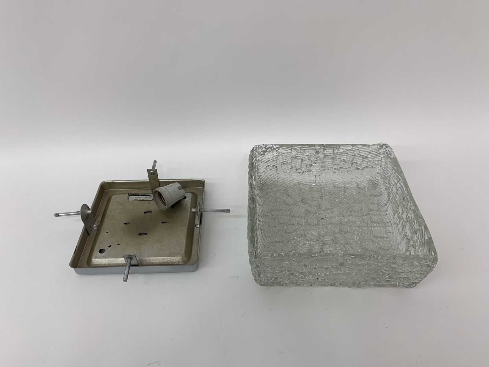 Hoffmeister Leuchten Ijsglazen Plafondlamp, Jaren 1970 photo furniture
