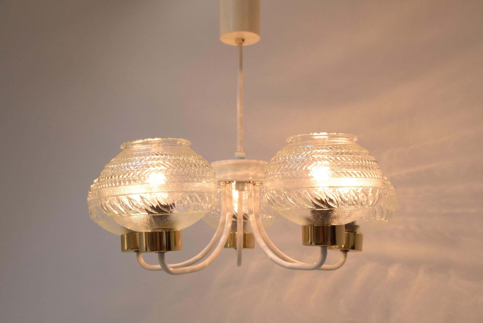 Mid Century Chandelier By Instala Jilove U Decina,1970's. photo vinterior