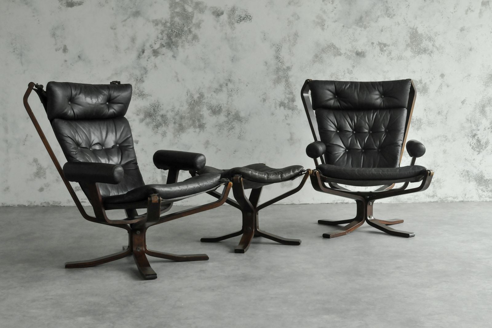 Superstar Armchair And Footstoo photo furniture