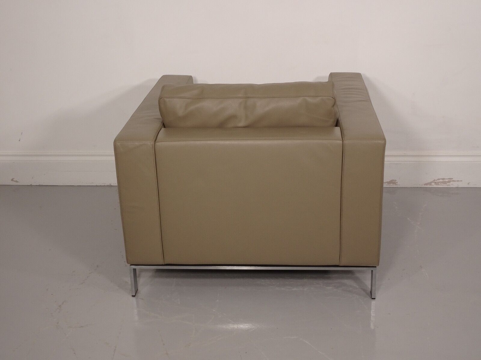 photo for sale Stunning Walter Knoll 503 Armchair In Bamboo Leather (Chair2)