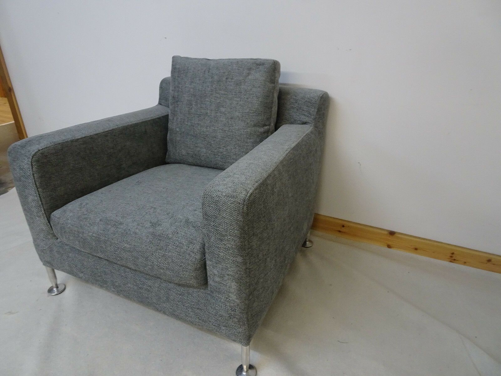 Immaculate Bb Italia Harry Armchair In Grey Woven Fabric photo for sale