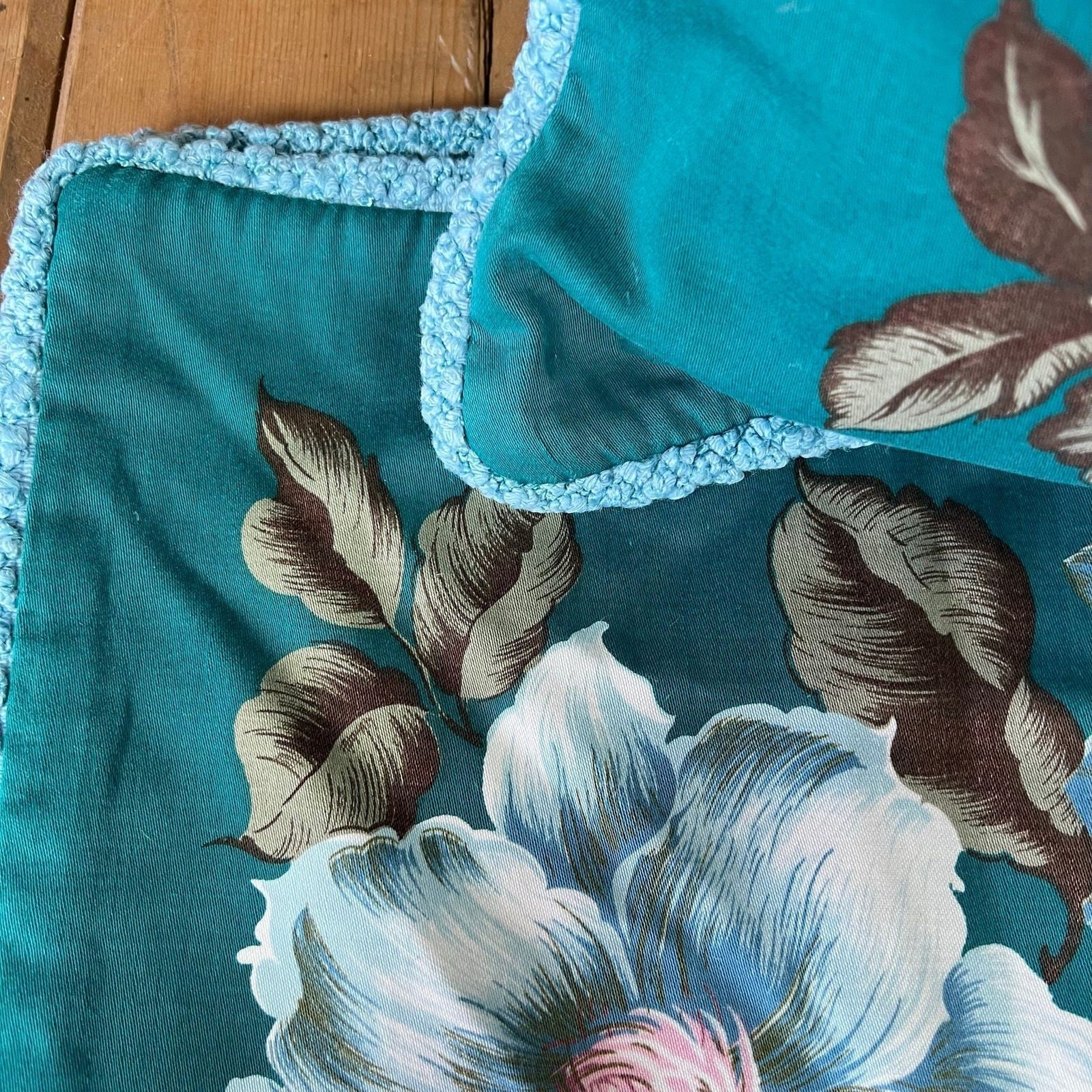 Set Of Four Stunning Mid Century Floral Scatter Cushions  Electric Blue Teal photo 50.0