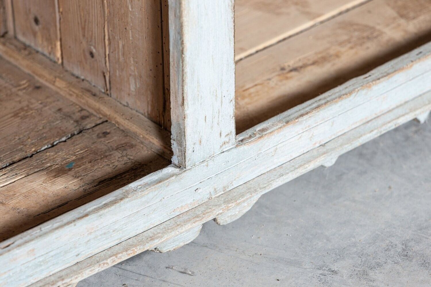 4543.0 19thc Irish Vernacular Painted Farmhouse Dresser photo