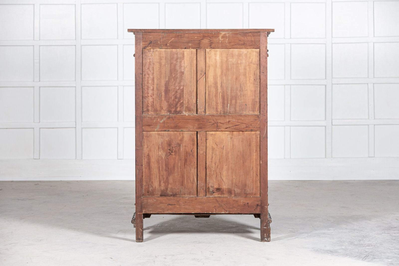 photo vintage 19th Century French Faux Bamboo Buffet Cupboard