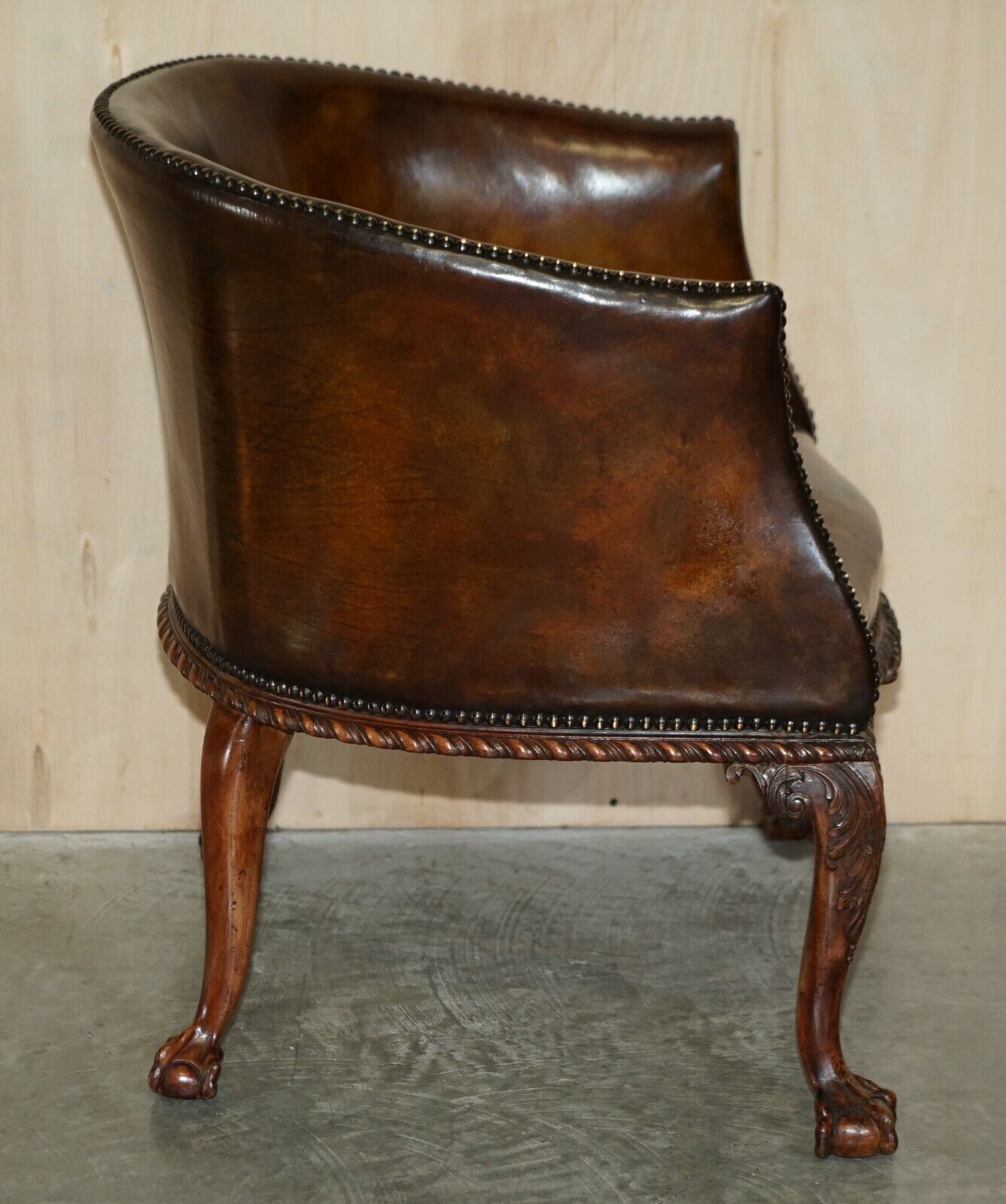 Important Pair Of Antique Thomas Chippendale Carved Claw & Ball Tub Armchairs photo vintage