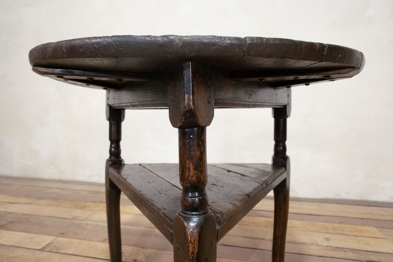Furniture 18th Century Country House Oak Cricket Table photo