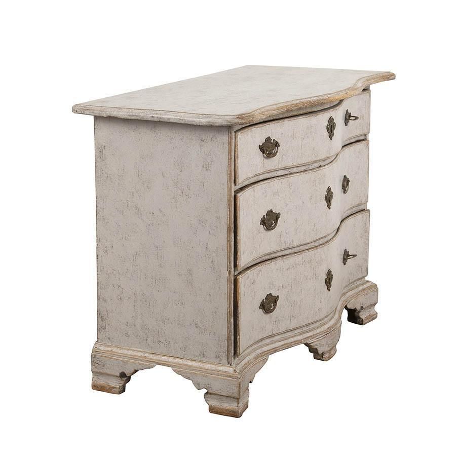 18th Century Period Rococo Commode photo 4200.0