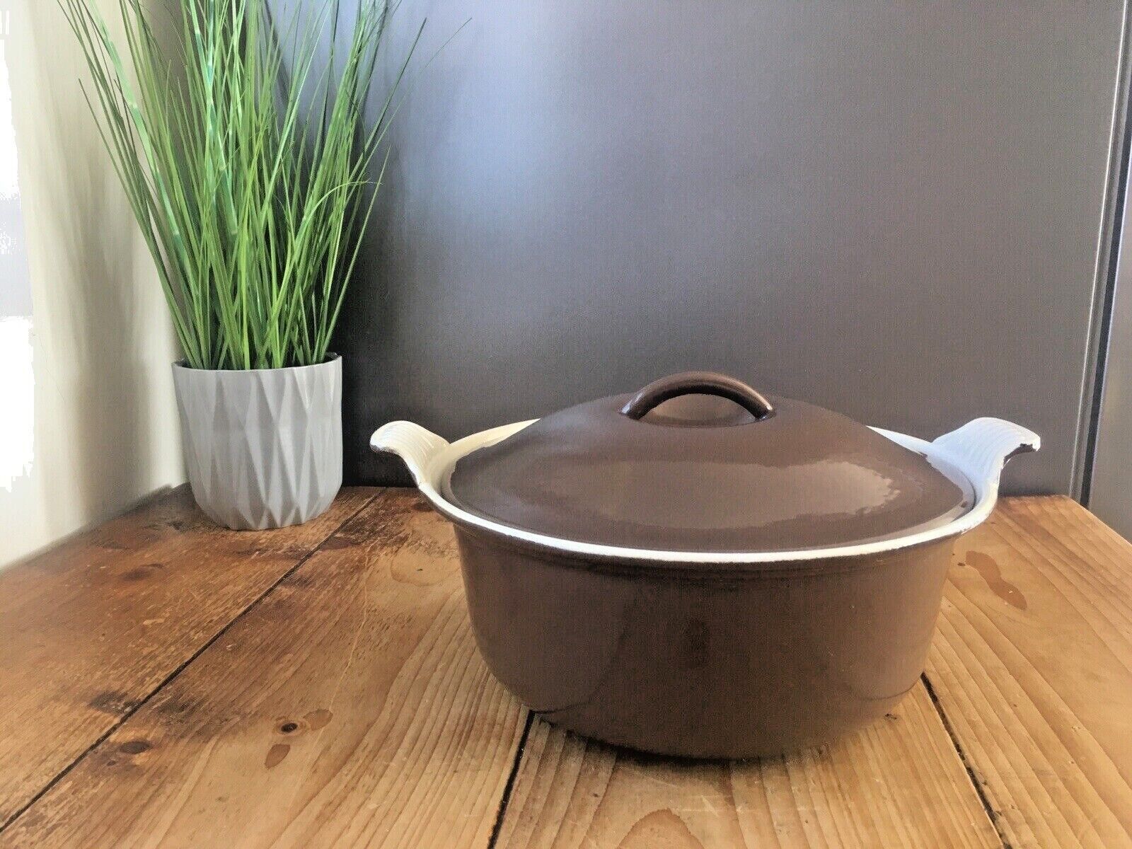 Cousances France Brown Enamel Cast Iron Lidded Casserole Dish Size 24 Le Creuset
