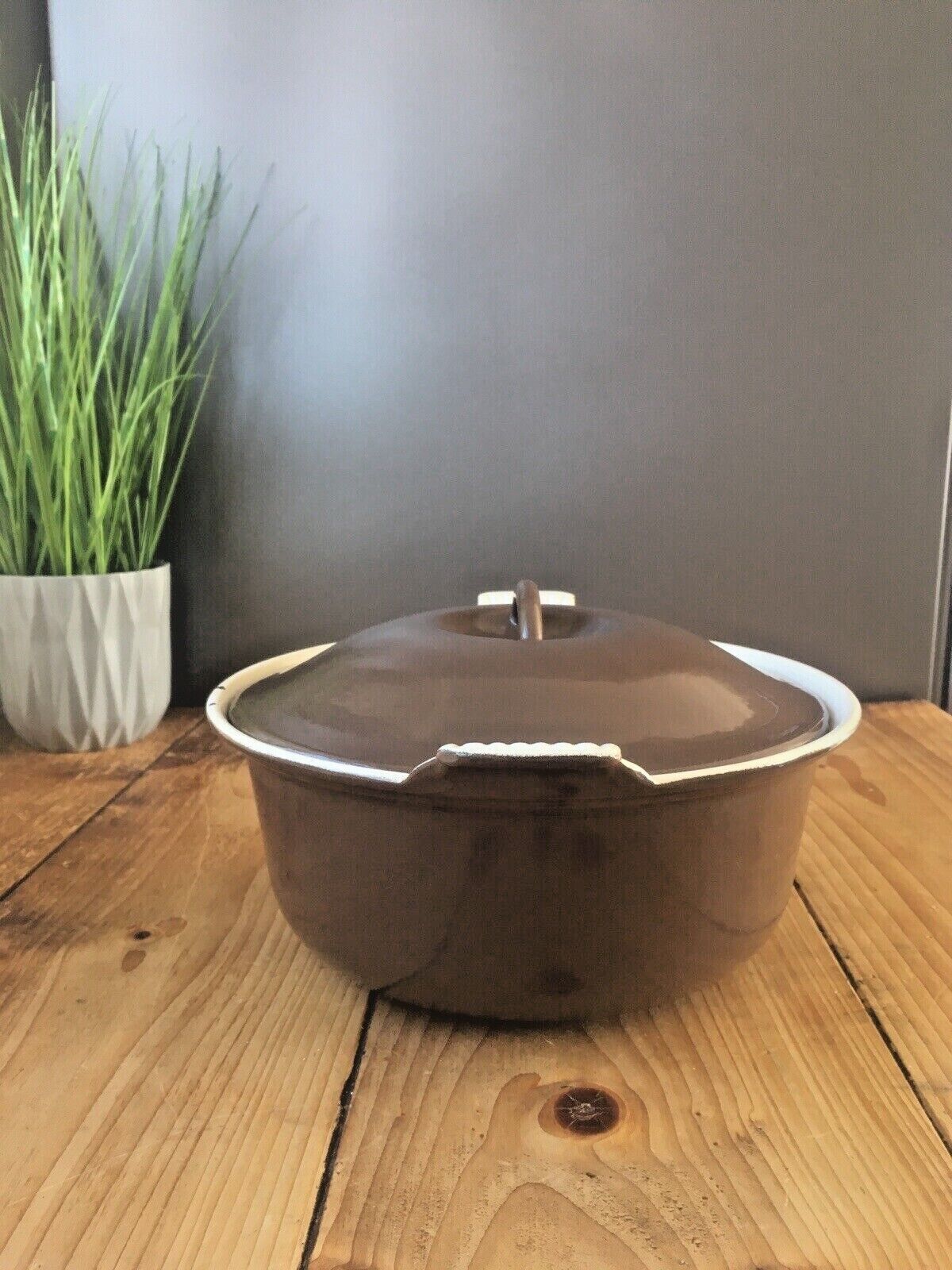 Cousances France Brown Enamel Cast Iron Lidded Casserole Dish Size 24 Le Creuset photo 75.0