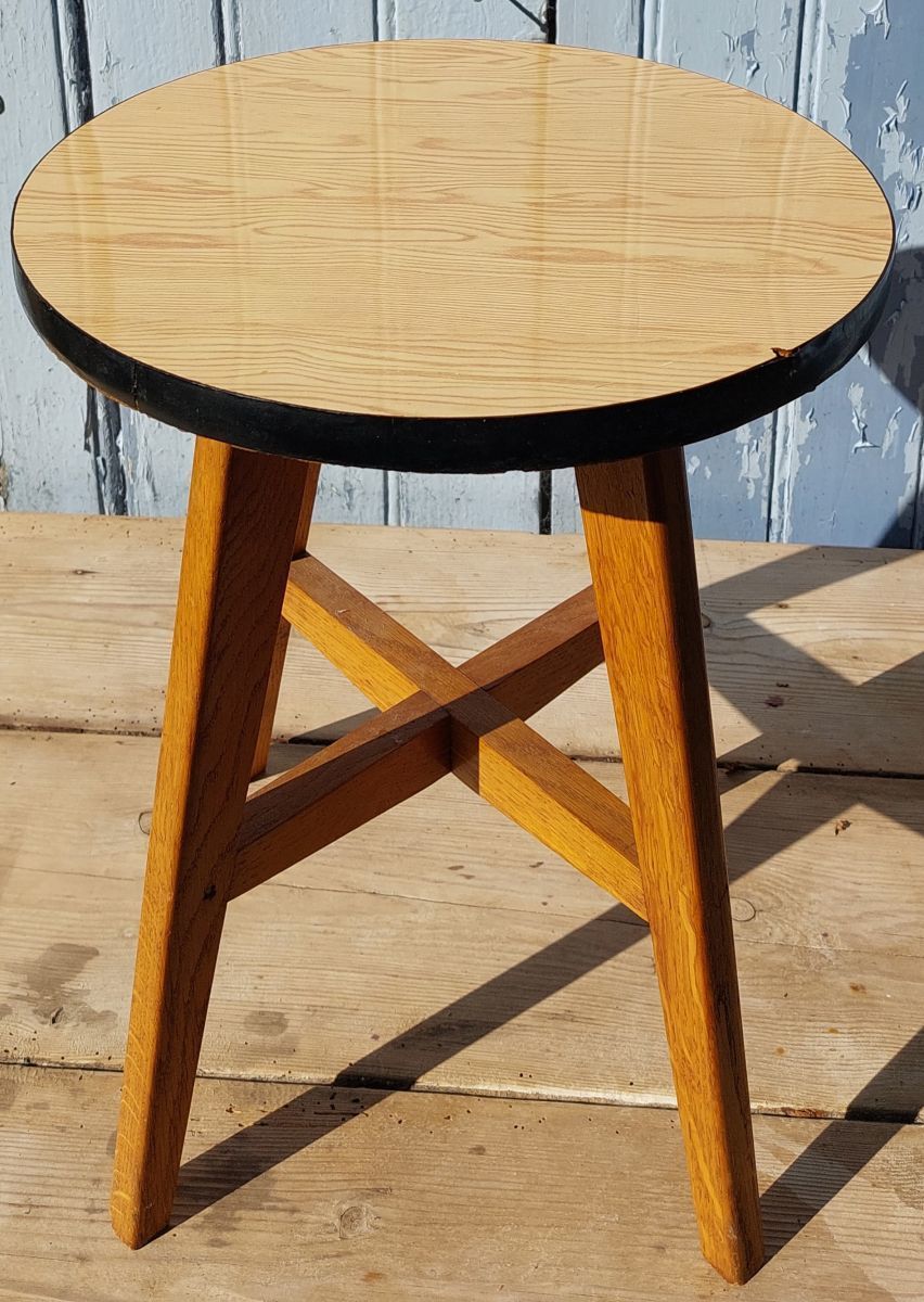 Round Formica Coffee Table photo for sale