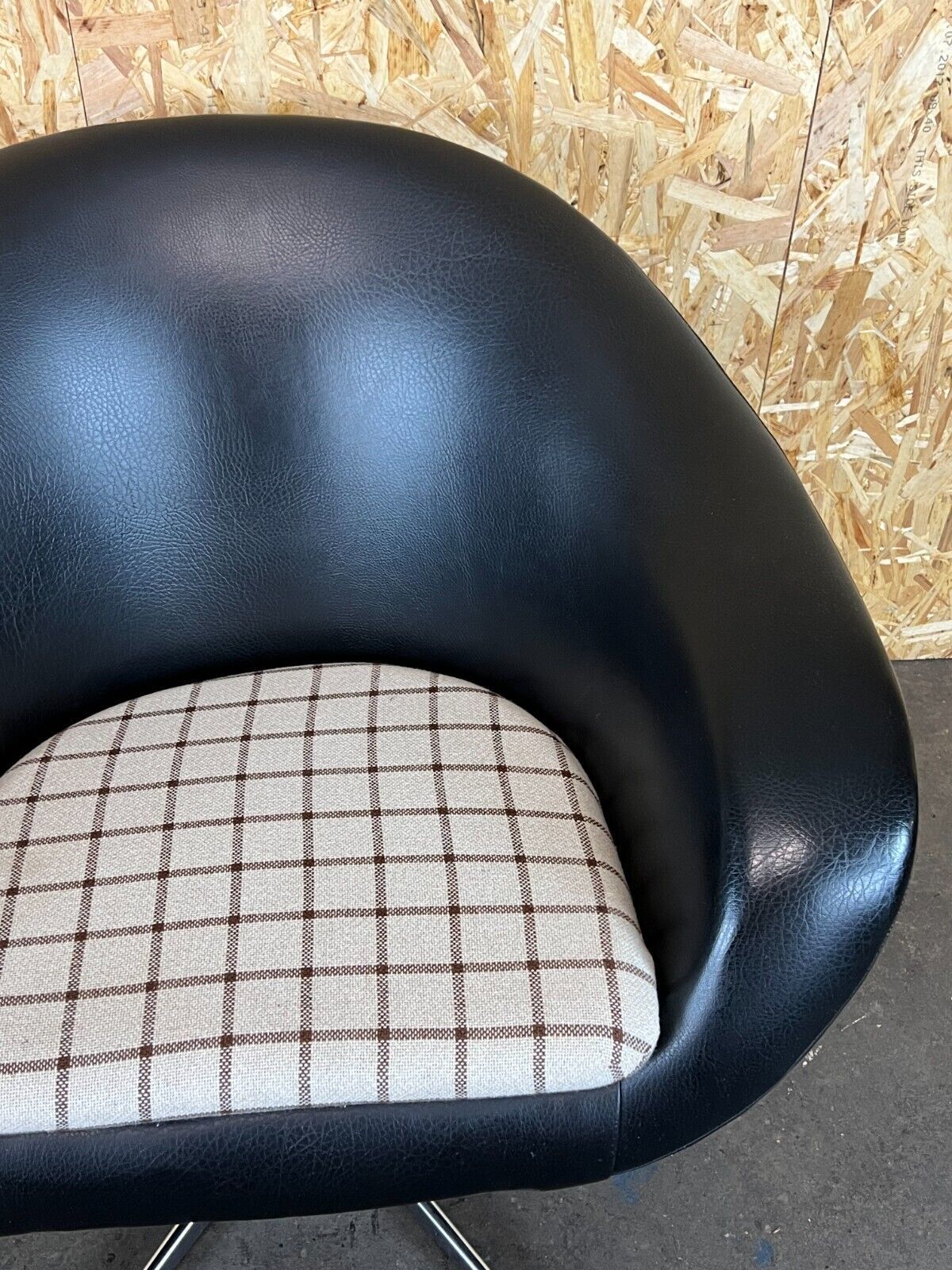 60er 70er Jahre Sessel Balloon Chair Cocktailsessel Mid Century Design 60s 70s photo vinterior