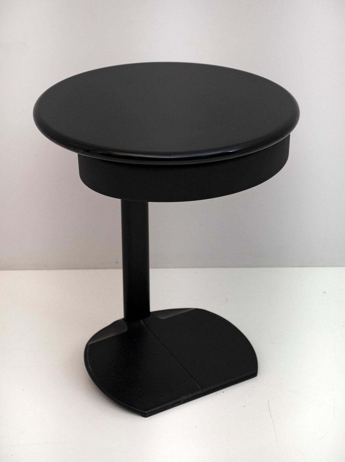 Design Studio Kairos Modern Italian Coffee Table "Servese" For B&B Italia, 1980 photo Furniture
