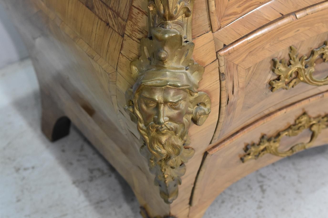 Chest Of Drawers In Violet Wood & Gilt Bronze Stamped Mondon Xviiith photo for sale