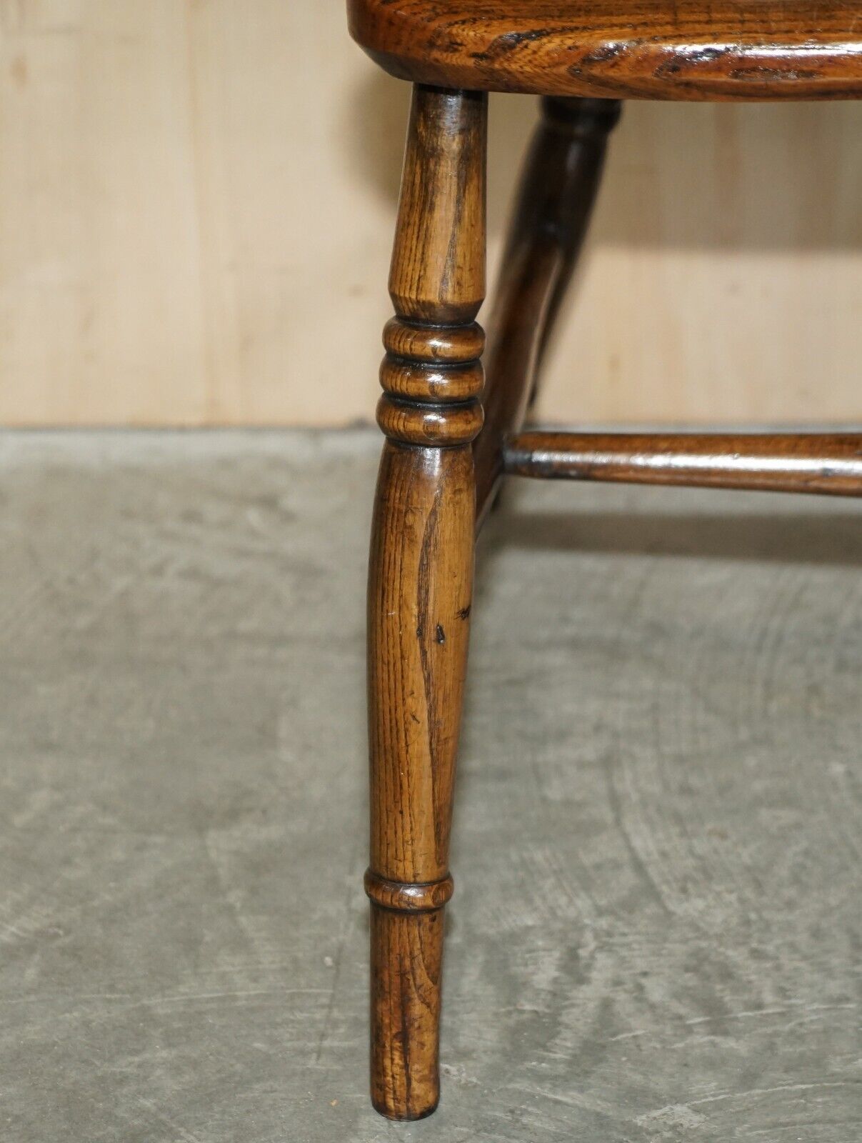 Rich Colour Antique 19th Century Elm Wheel Back West Country Windsor Armchair photo vintage